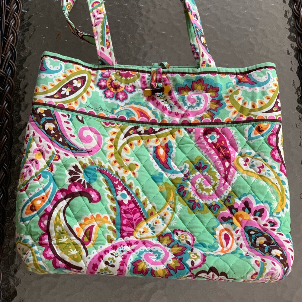 Vera Bradley iconic tote